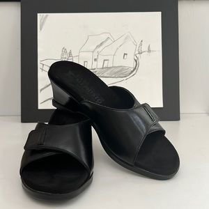 Mephisto’s  Black Leather Wedge Heel Slide Sandals Woman Size 8